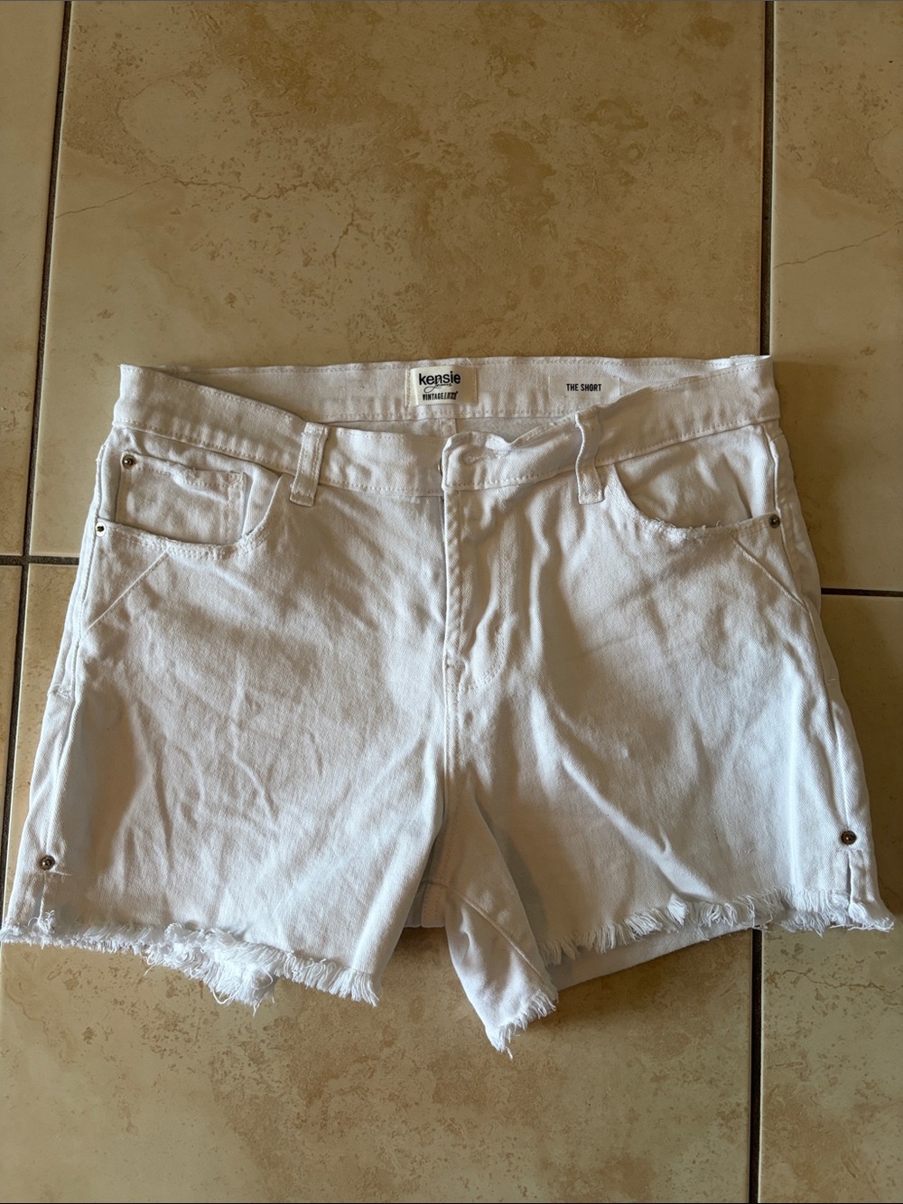 Kensie White Frayed Hem Denim Shorts